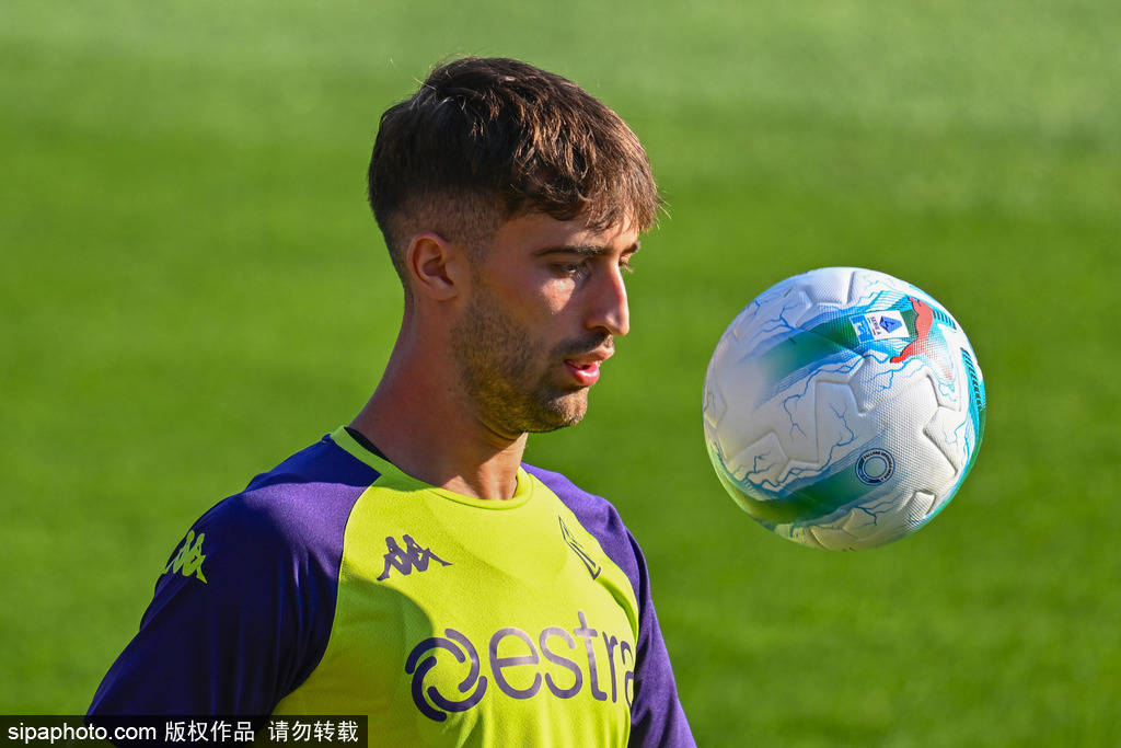 加盟卢梅扎 加盟卢梅扎