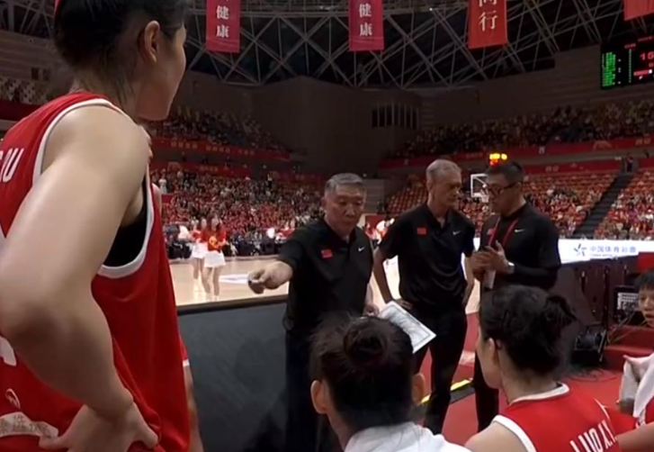 com, 的罚球帮助, 个月的封闭